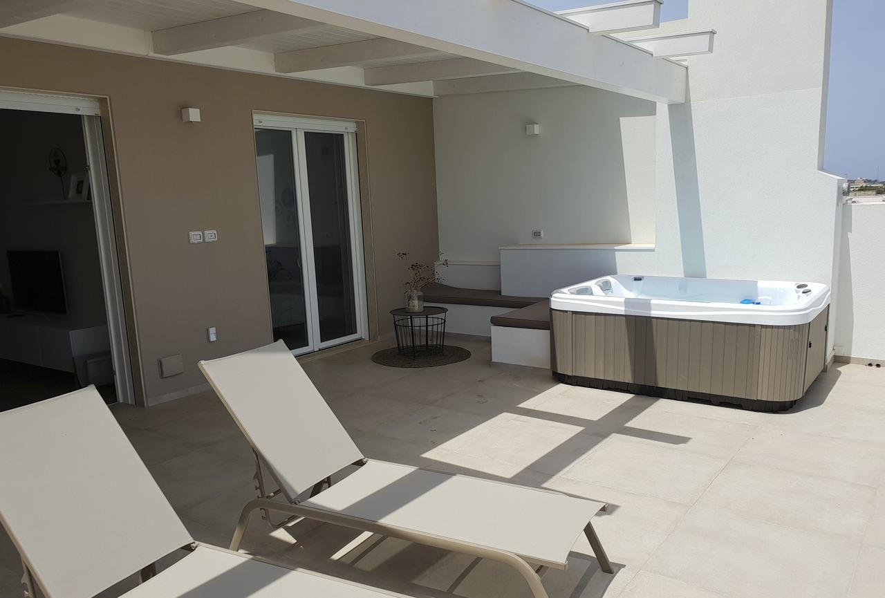 Fiume Luxury Apartments Near The Sea Monopoli Exteriér fotografie